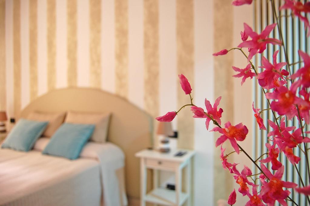 B&B Iulia Augusta อัลเบงกา ห้อง รูปภาพ
