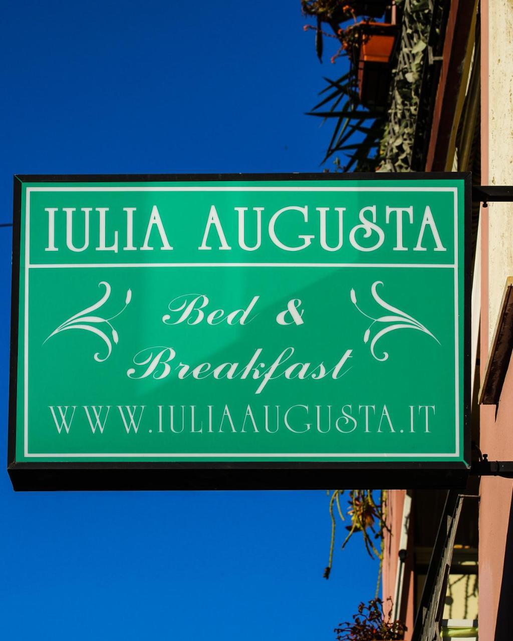 B&B Iulia Augusta อัลเบงกา ภายนอก รูปภาพ